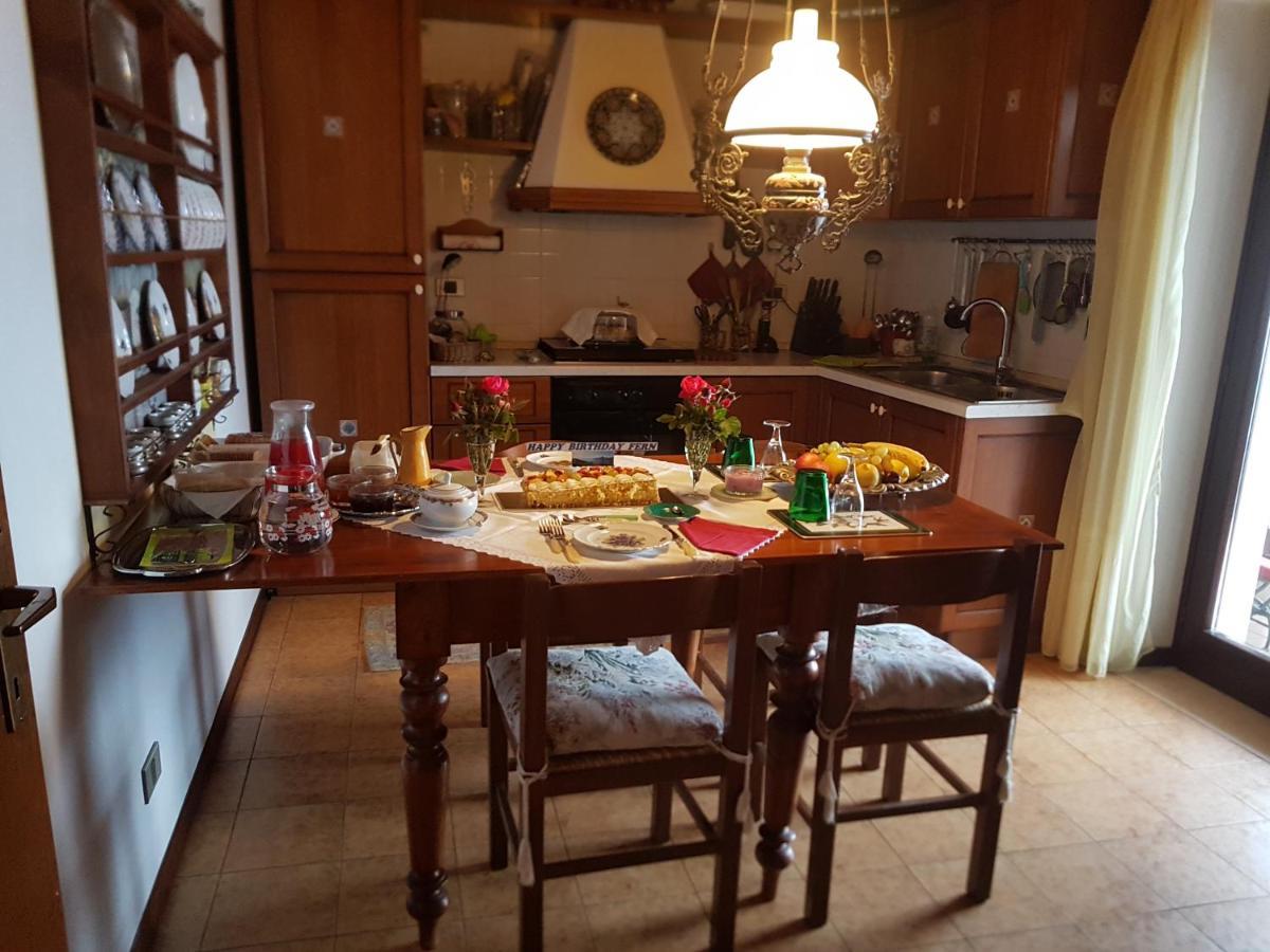 B&B Da Paolo Con Vista Lago Di Garda San Zeno di Montagna Luaran gambar