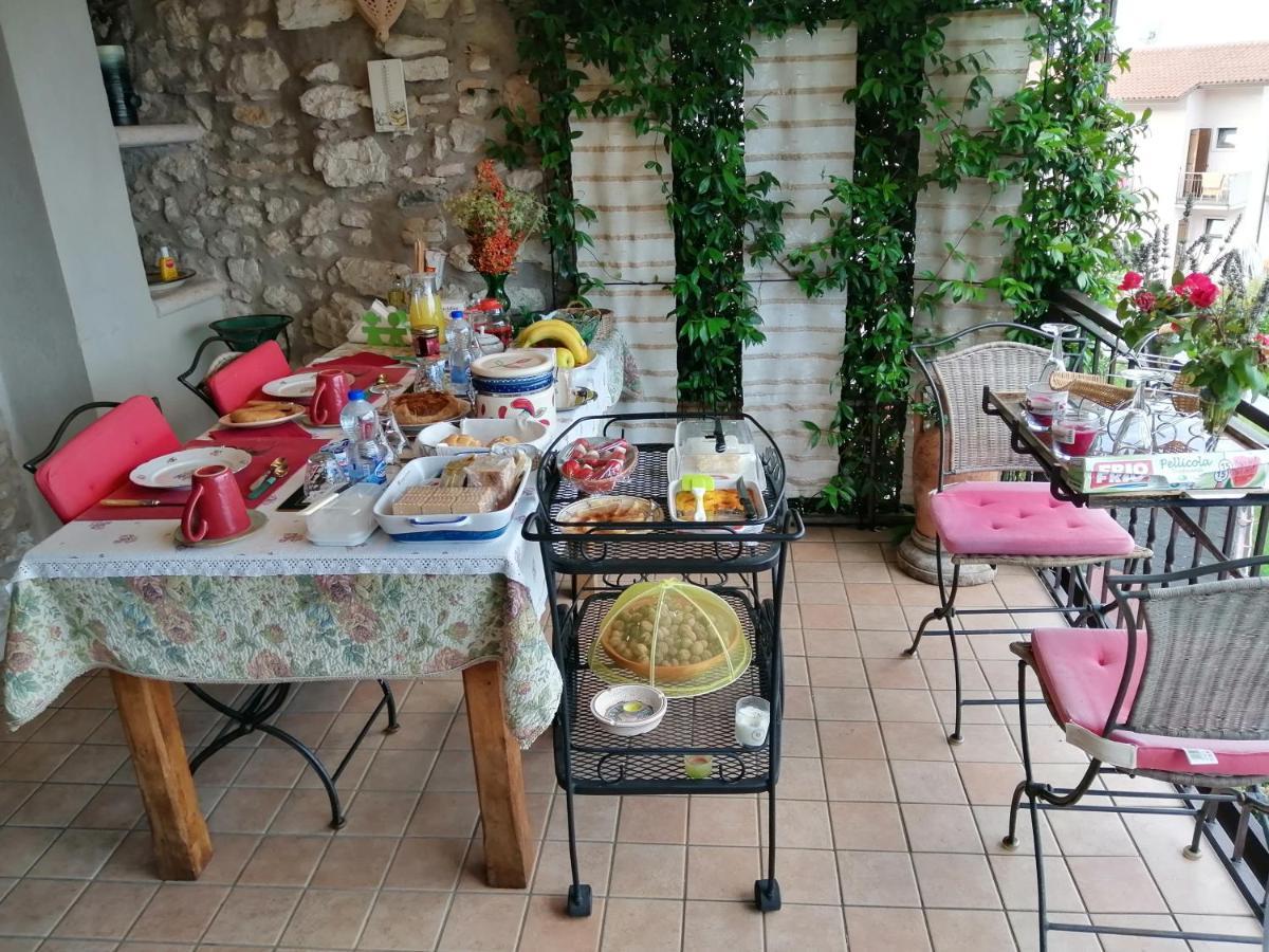 B&B Da Paolo Con Vista Lago Di Garda San Zeno di Montagna Luaran gambar