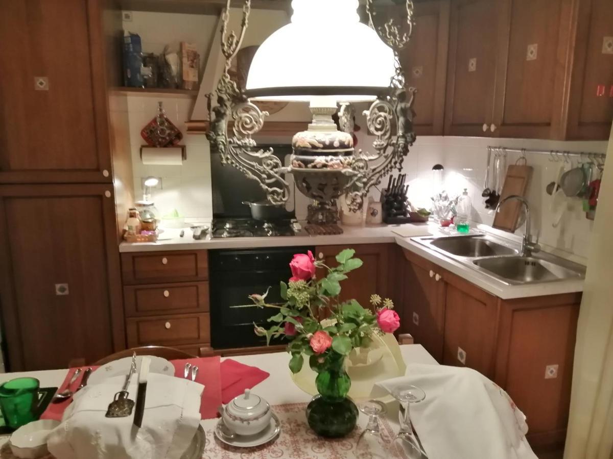 B&B Da Paolo Con Vista Lago Di Garda San Zeno di Montagna Luaran gambar