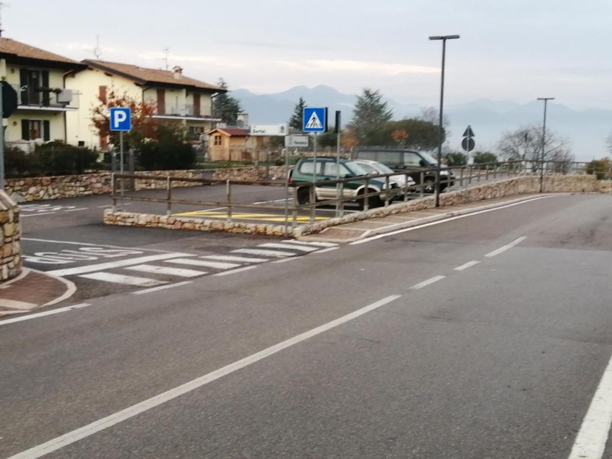 B&B Da Paolo Con Vista Lago Di Garda San Zeno di Montagna Luaran gambar