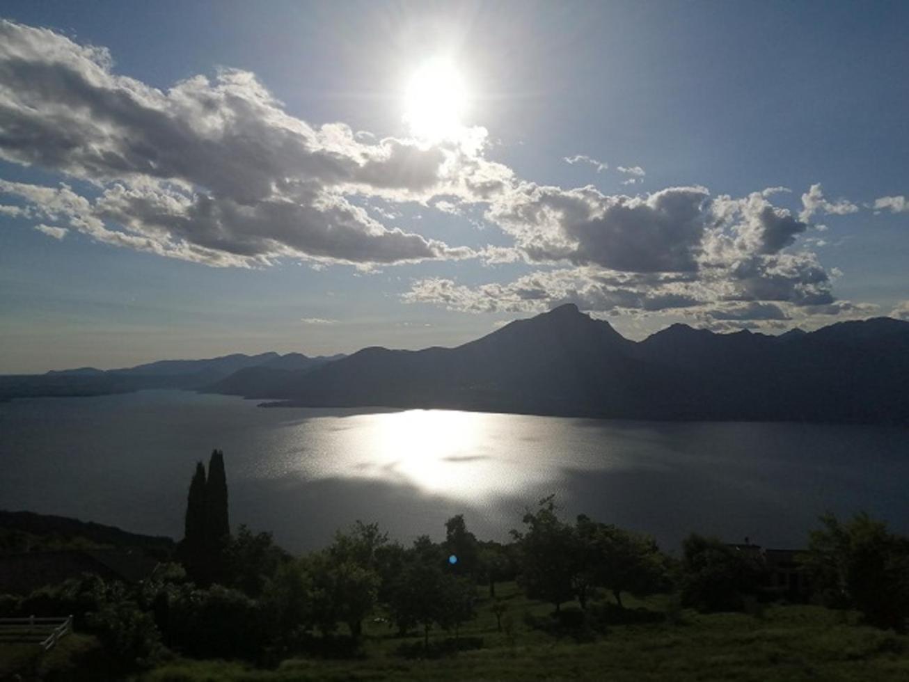 B&B Da Paolo Con Vista Lago Di Garda San Zeno di Montagna Luaran gambar