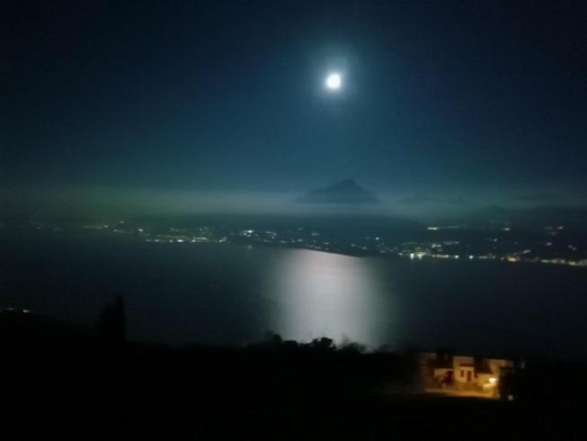 B&B Da Paolo Con Vista Lago Di Garda San Zeno di Montagna Luaran gambar